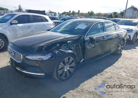 2022 Volvo S90 B6 Inscription z USA, uszkodzony, nr VIN LVY062MLXNP271623